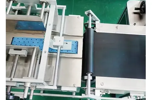 Automatic Flat Plane Top Side Labeling Sticker Machine